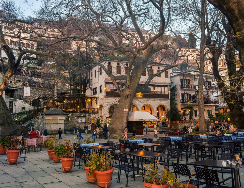 Makrinitsa,Greece,december,25,2015,-,The,Traditional,Village,Of,Makrinitsa